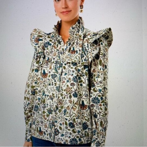 Tuckernuck Tops - Wildwood Floral Western Winnie Blouse Pearl Snap Button
TUCKERNUCK